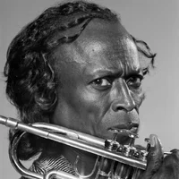 Майлз Дэвис.jpg Майлз Дэвис.jpg