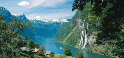scaled_Geiranger-042000-99-35-1024.webp