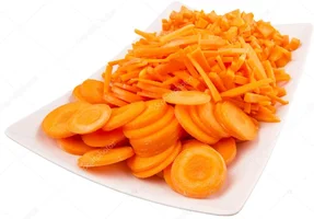 depositphotos_52276791-stock-photo-different-style-chopped-carrots-plate.webp