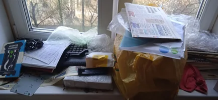 на подоконнике.webp на подоконнике.webp