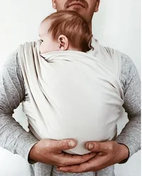 Des-porte-bébés-100-coton-biologique-et-ultra-tendances-by-Studio-Roméo-Crédit-photo-Pinteres...webp