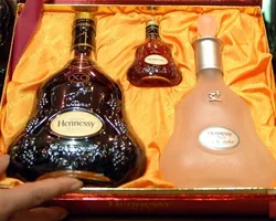 87_hennessy[1].webp