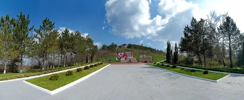 leuseni01.webp leuseni01.webp