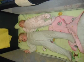 Оля и Лена 1.webp