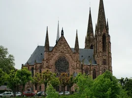 Lateral_view_of_Eglise_Saint-Paul_de_Strasbourg-2-800x599.webp