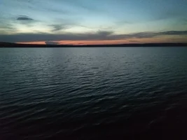 EOnKvkZazz8.webp