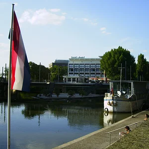 PICT0019.JPG