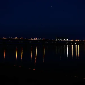 Оригинальное название "Мост"