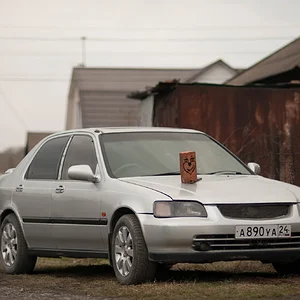 Авто под кирпичом
