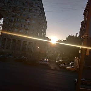 Хотел пробку на садовом, а поймал солнце