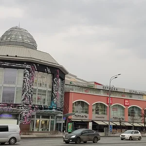 Буйство красок в пасмурный день